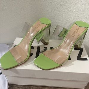 Schutz Ariella Green 6 NEW IN BOX
